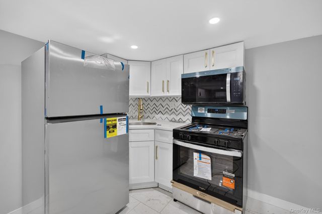 777 E 225th Street, Bronx, NY 10466