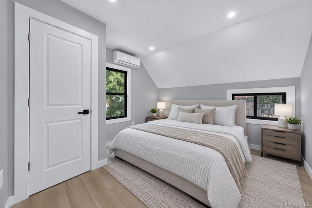 777 E 225th Street, Bronx, NY 10466