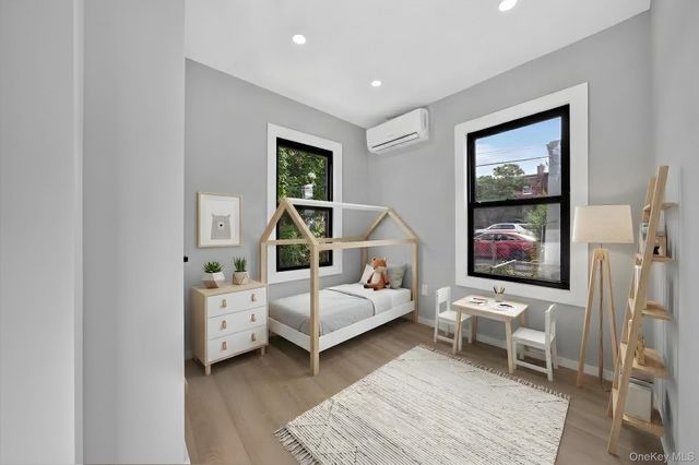 777 E 225th Street, Bronx, NY 10466
