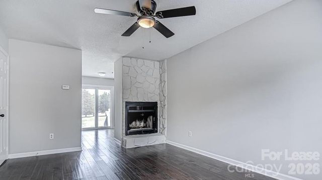 8215 Circle Tree Lane, Charlotte, NC 28277