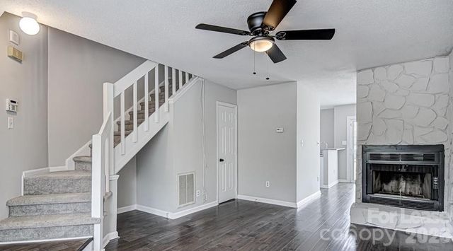 8215 Circle Tree Lane, Charlotte, NC 28277