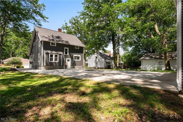 26230 Elinore Avenue, Euclid, OH 44132