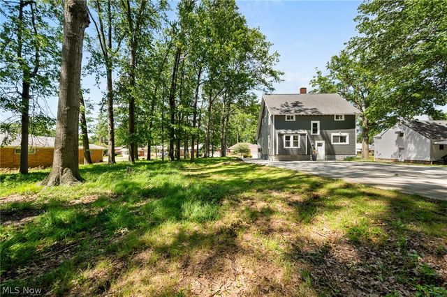 26230 Elinore Avenue, Euclid, OH 44132