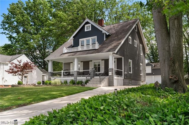 26230 Elinore Avenue, Euclid, OH 44132