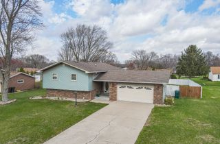 6279 Warren Street, St. Anne, IL 60964