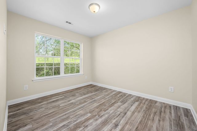 418 S McCrary St, Woodbury, TN 37190