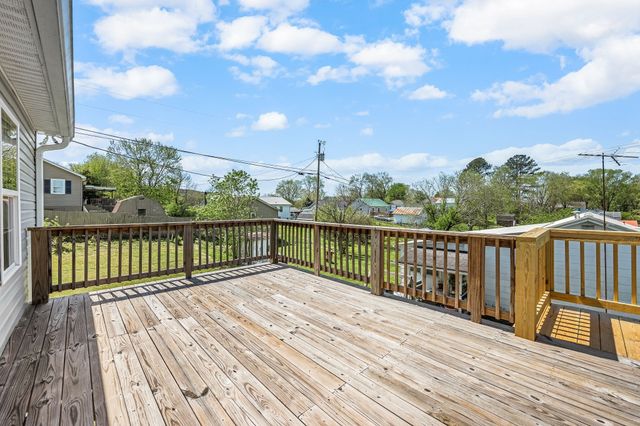 418 S McCrary St, Woodbury, TN 37190