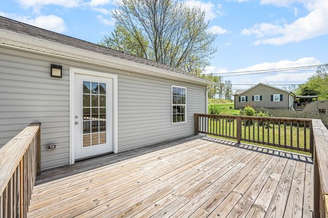 418 S McCrary St, Woodbury, TN 37190