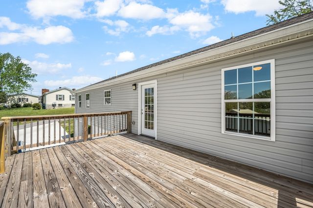 418 S McCrary St, Woodbury, TN 37190