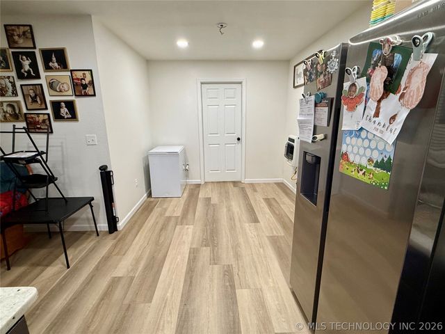 989 Sequoyah Drive, Eufaula, OK 74432