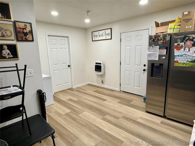 989 Sequoyah Drive, Eufaula, OK 74432