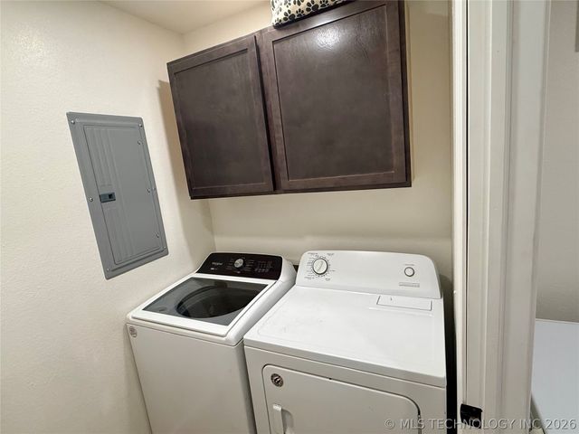 989 Sequoyah Drive, Eufaula, OK 74432