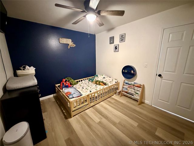 989 Sequoyah Drive, Eufaula, OK 74432