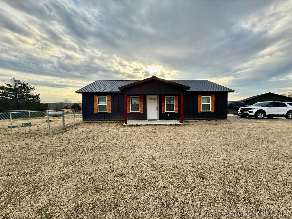 989 Sequoyah Drive, Eufaula, OK 74432