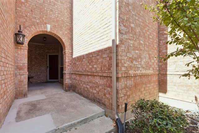 1748 Massey Drive, Lewisville, TX 75067