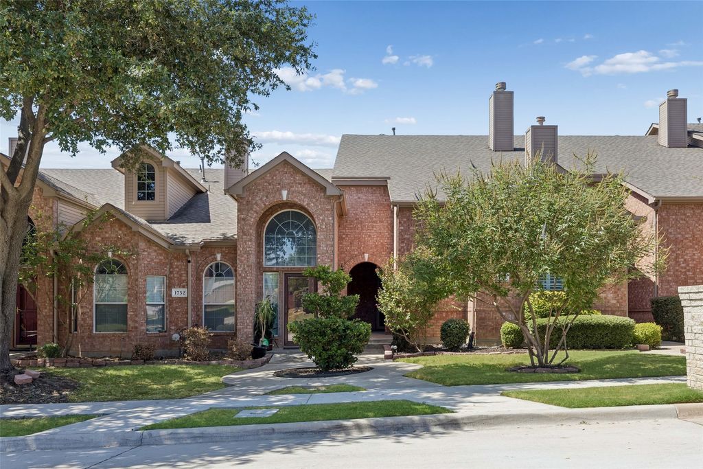 1748 Massey Drive, Lewisville, TX 75067