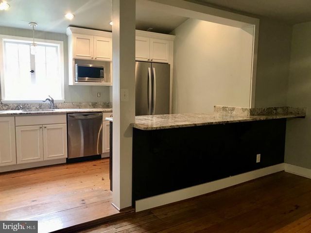 216 WIRT ST NW, Leesburg, VA 20176