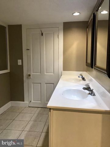 216 WIRT ST NW, Leesburg, VA 20176