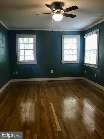 216 WIRT ST NW, Leesburg, VA 20176