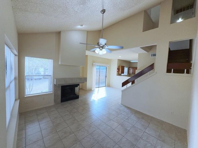 7900 Bissonnet Street D-1, Houston, TX 77074