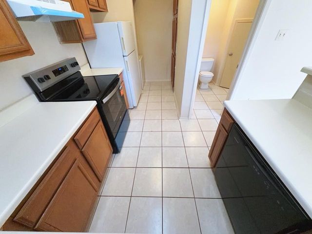 7900 Bissonnet Street D-1, Houston, TX 77074