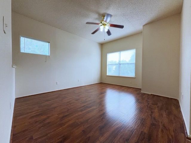 7900 Bissonnet Street D-1, Houston, TX 77074