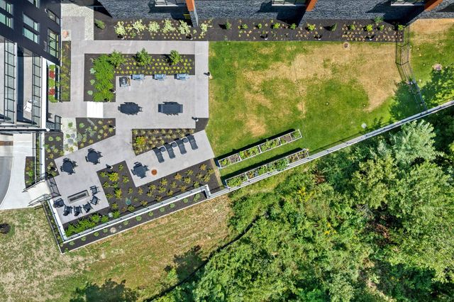 125 Cambrian Way Unit 608, Burlington, VT 05401