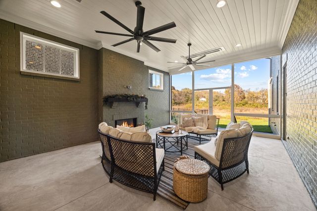 1304 McQuiddy Rd, Nashville, TN 37221