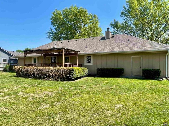 6254 SW 25th ST, Topeka, KS 66614