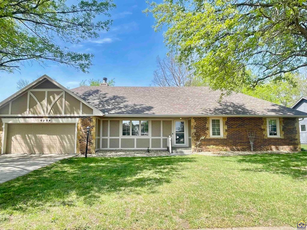 6254 SW 25th ST, Topeka, KS 66614