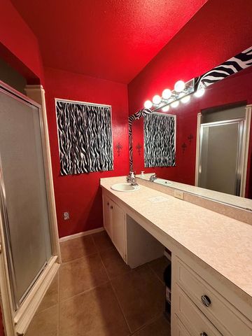 1304 NW 9th St, Andrews, TX 79360