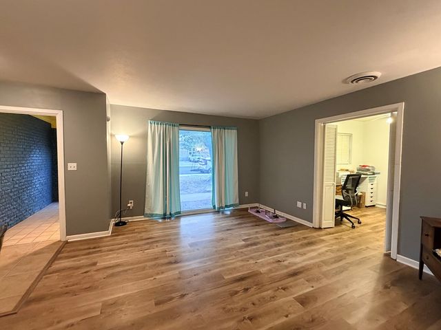 1304 NW 9th St, Andrews, TX 79360