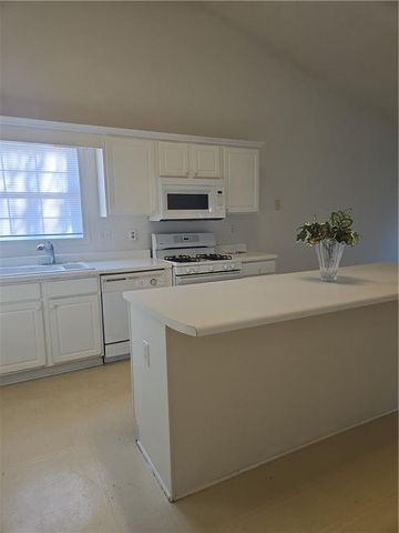 3208 WOODTREE Lane, Buford, GA 30519