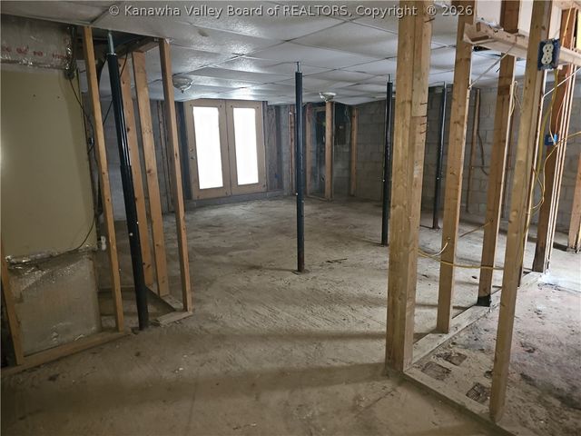 234 Daystar Road, Delbarton, WV 25670