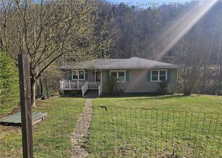234 Daystar Road, Delbarton, WV 25670