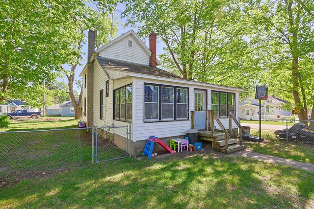401 Keene Avenue, Dowagiac City, MI 49047
