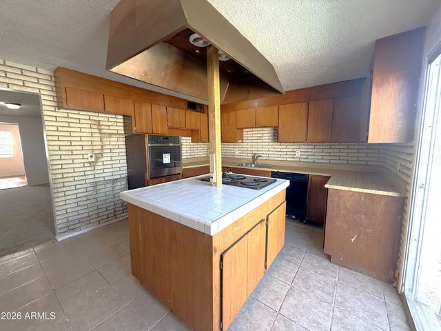4317 N 71ST Lane, Phoenix, AZ 85033