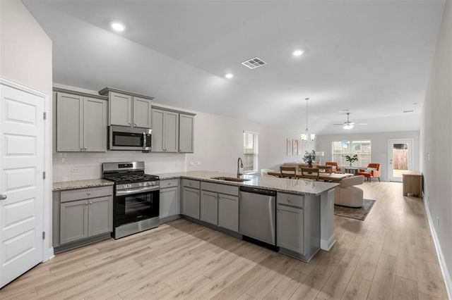 13714 Seneca Lake Drive, Texas City, TX 77568