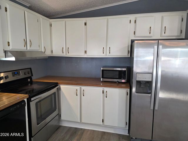 2233 E BEHREND Drive 81, Phoenix, AZ 85024