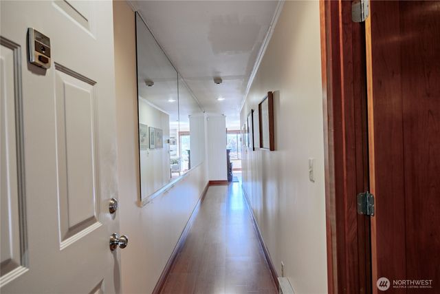 153 Madison Avenue N, Bainbridge Island, WA 98110