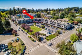 153 Madison Avenue N, Bainbridge Island, WA 98110