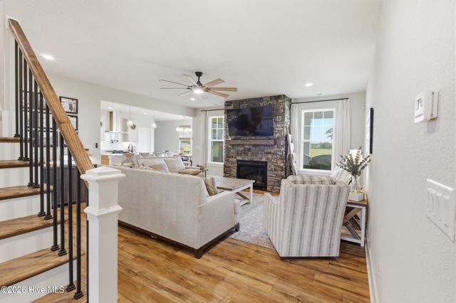 190 Red Bud Drive, Moyock, NC 27958