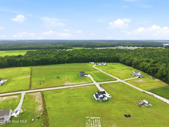 190 Red Bud Drive, Moyock, NC 27958