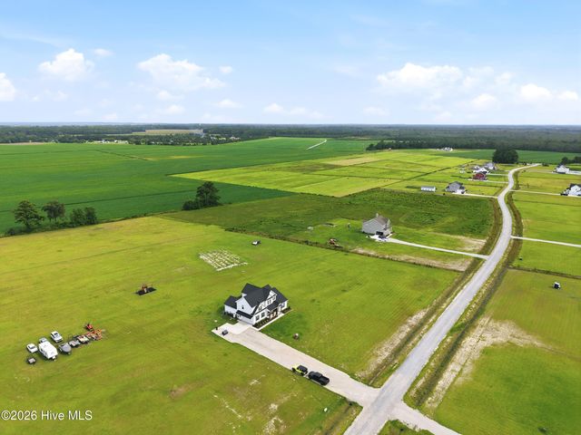 190 Red Bud Drive, Moyock, NC 27958