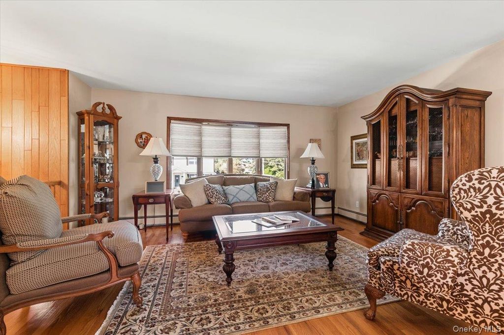 196 Von Huenfeld Street, Massapequa Park, NY 11762 — photo 5