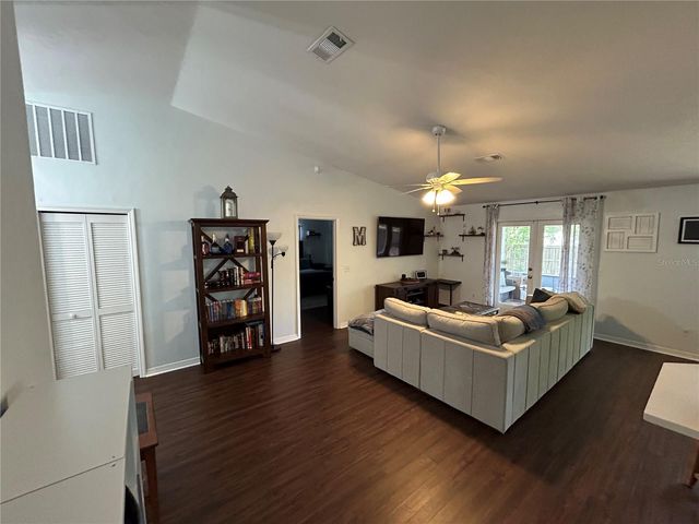 6423 NW 37TH TERRACE, Gainesville, FL 32653