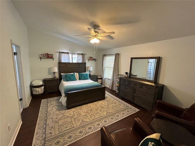 6423 NW 37TH TERRACE, Gainesville, FL 32653