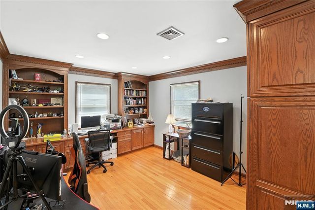 140 Greenbrook Road, Caldwell, NJ 07006