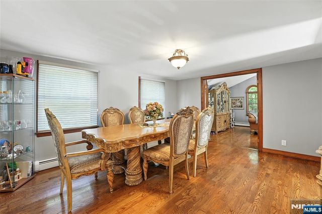 140 Greenbrook Road, Caldwell, NJ 07006