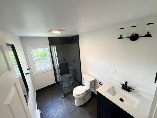 22 Hemlock Trail, Newtown, CT 06482